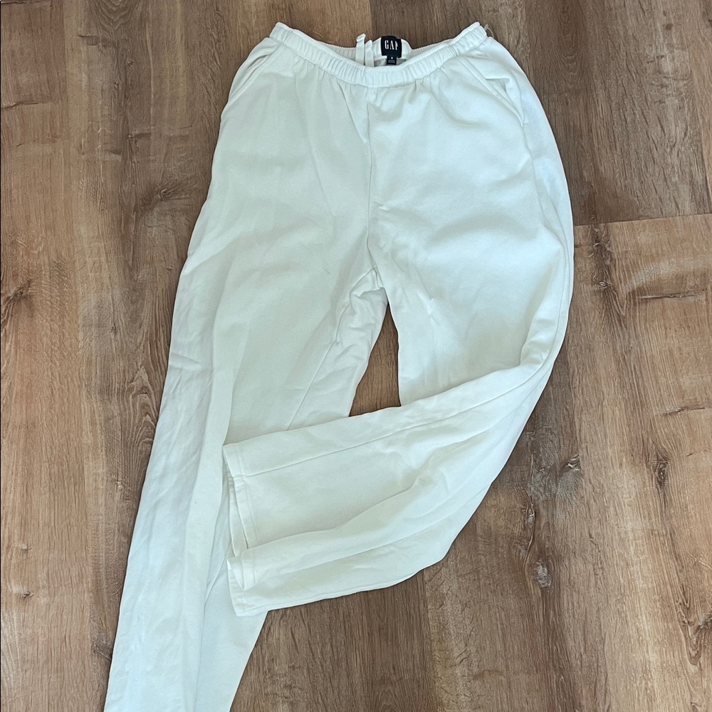 GAP Cream Women's Pants